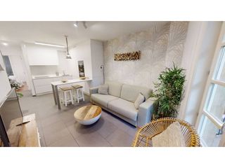 Pis  Calle costa do ferrador. Piso reformado con balcón y uso actual como vivienda turística e