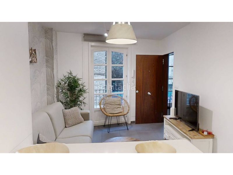 Foto 0d1dbb6e-d4ce-4553-aa44-4ebc6467a54a. Pis amb calefacció a Noia