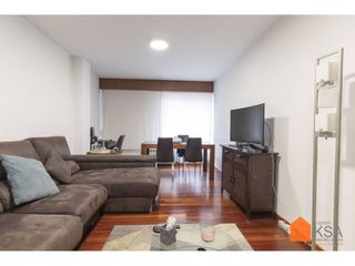 Etagenwohnung  Avenida rosalía de castro. Oportunidad única! venta de piso en la avenida rosalía de castro