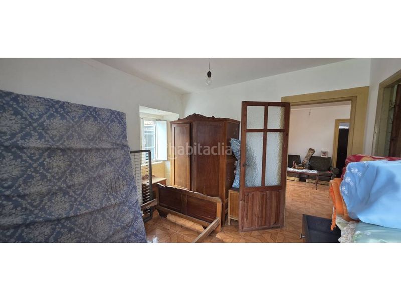 Foto 0ab5622f-8f4e-4335-99d0-8c677780c2d9. Casa a calle croido 84 a Lousame