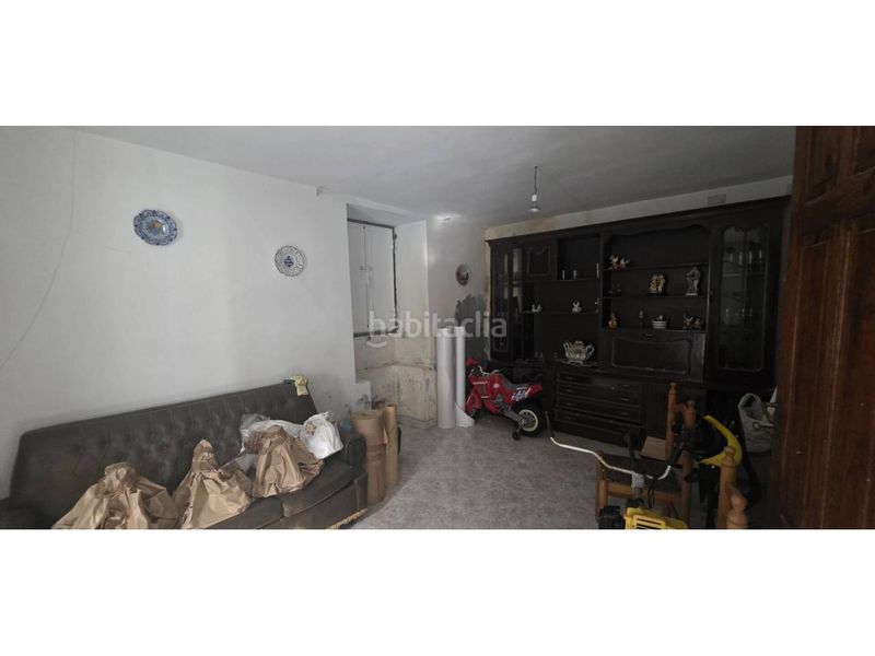 Foto 130d24f0-e4e3-4368-b5ba-96d290d11fbb. Casa a calle croido 84 a Lousame