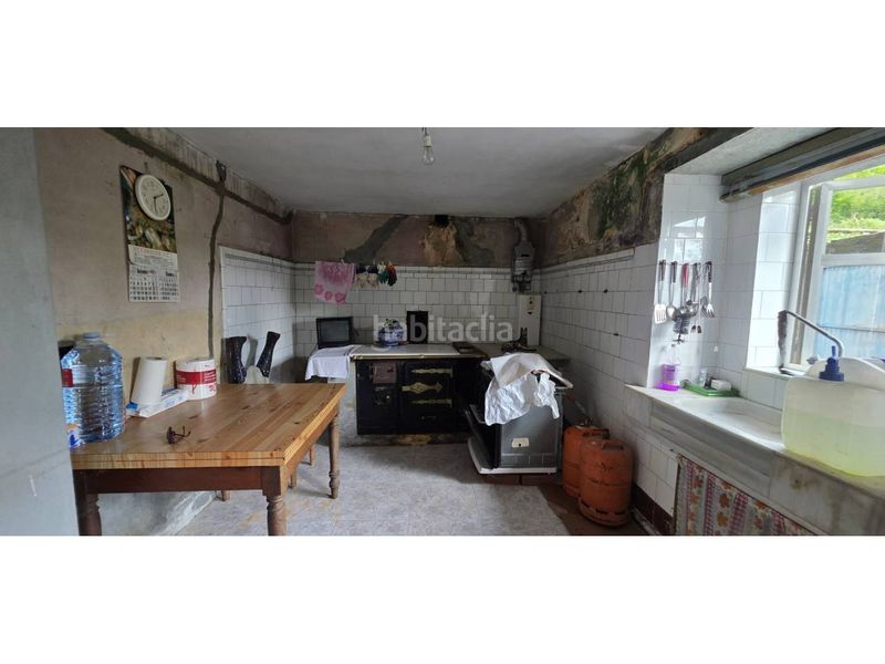 Foto 5449984e-d66a-4579-9249-36f808ce840d. Casa a calle croido 84 a Lousame