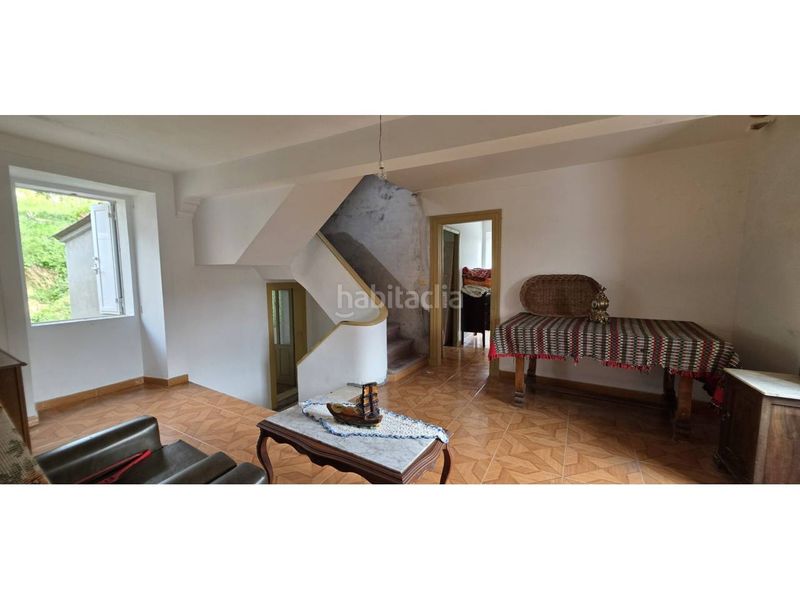 Foto 7b55d6eb-1118-4c4e-9db2-a2a5bb101b9c. Casa a calle croido 84 a Lousame