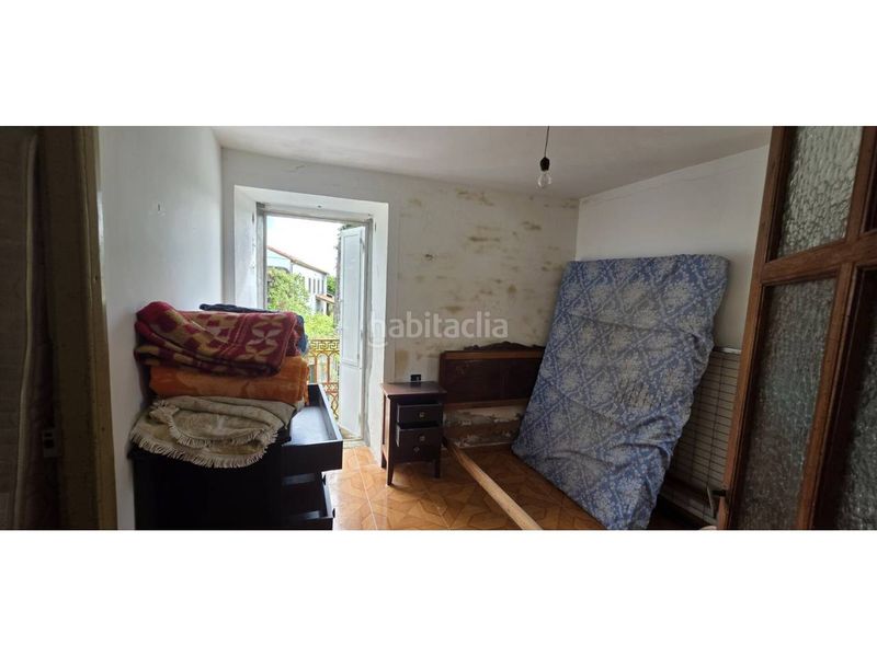 Foto 9407417c-032d-4bf2-b47a-cc2c1030709c. Casa a calle croido 84 a Lousame