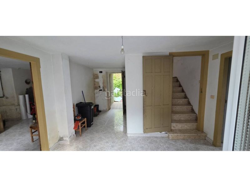 Foto a9a83827-ee2f-4856-a705-01cf2f8b6158. Casa a calle croido 84 a Lousame