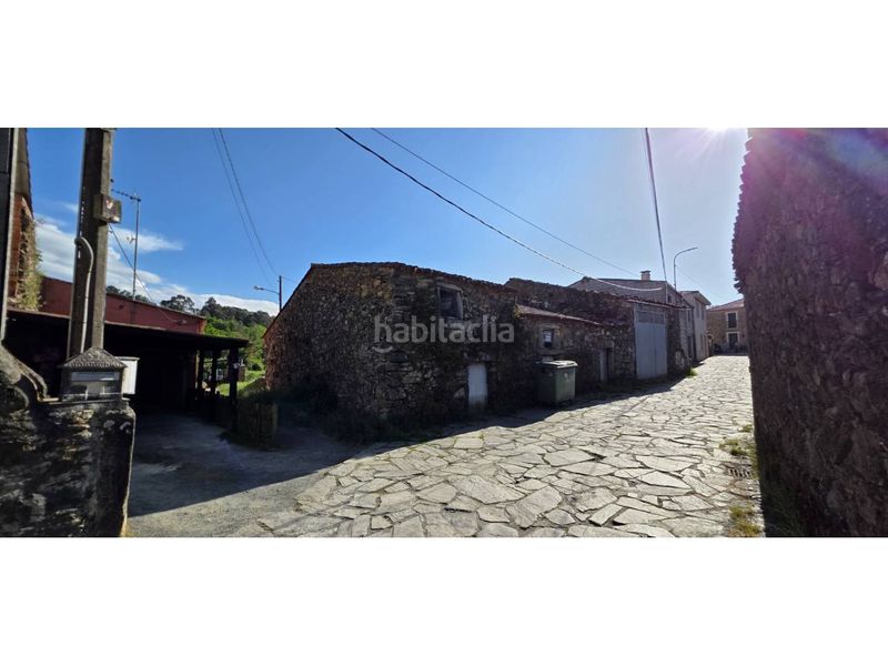 Foto bb244a9b-4e77-4ea2-8ddb-4bf0e1d96236. Casa a calle croido 84 a Lousame