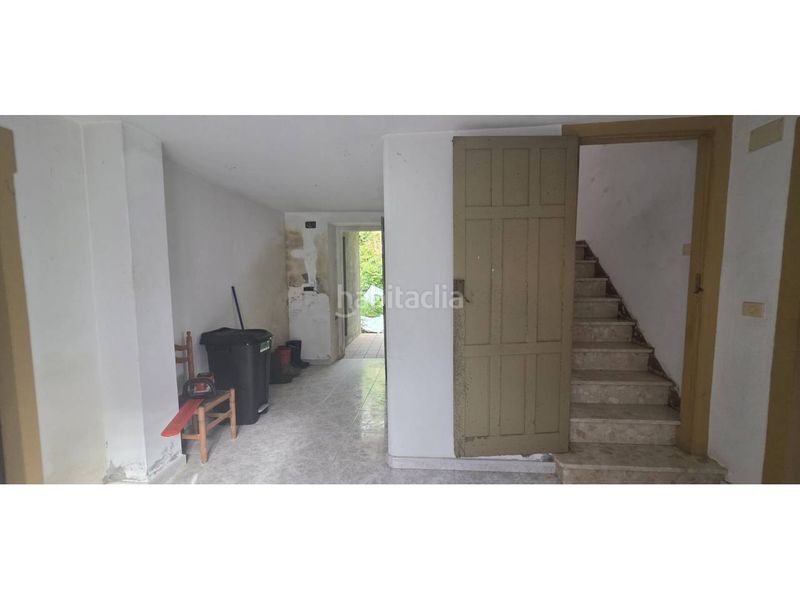 Foto bf2990f4-2d30-490e-beb6-84699d41565c. Casa a calle croido 84 a Lousame