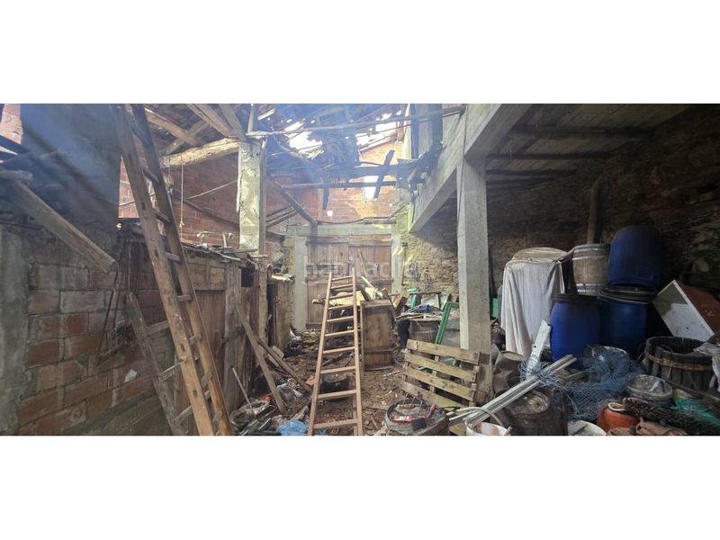 Foto c837ba66-dc44-4511-a025-1f1315837c23. Casa a calle croido 84 a Lousame