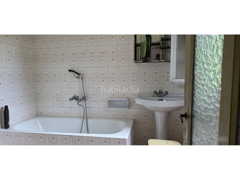 Foto f6882761-8a2c-49ad-ade2-79bf11108aae. Casa a calle croido 84 a Lousame