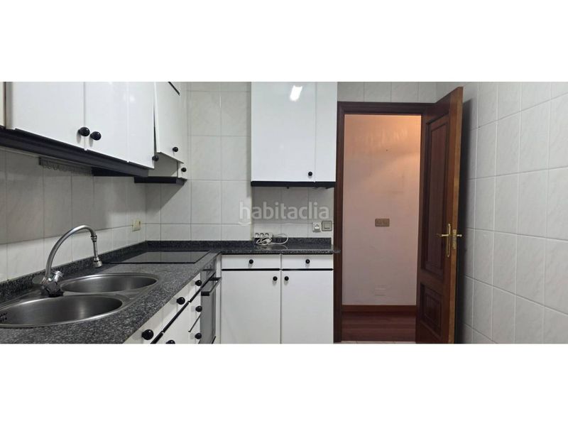 Foto 4915d525-8c85-4db0-b1c9-f0b44f5bf8ee. Pis a calle rúa anxeriz 8 a O Milladoiro Ames