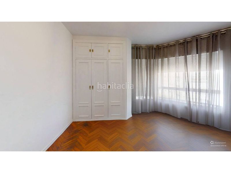 Foto 05a18534-95c6-4ebf-8fe5-267970772c1f. Flat with heating parking in O Milladoiro Ames