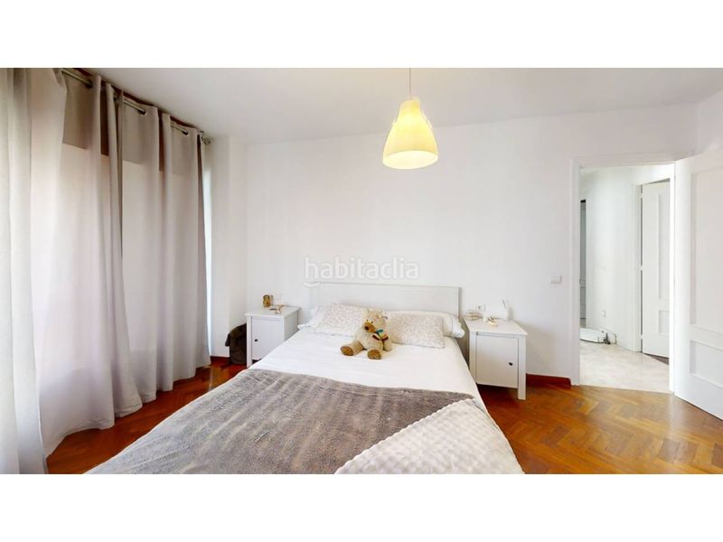 Foto 4287bcfd-0180-4662-94b1-7a31ffd2db3c. Flat with heating parking in O Milladoiro Ames