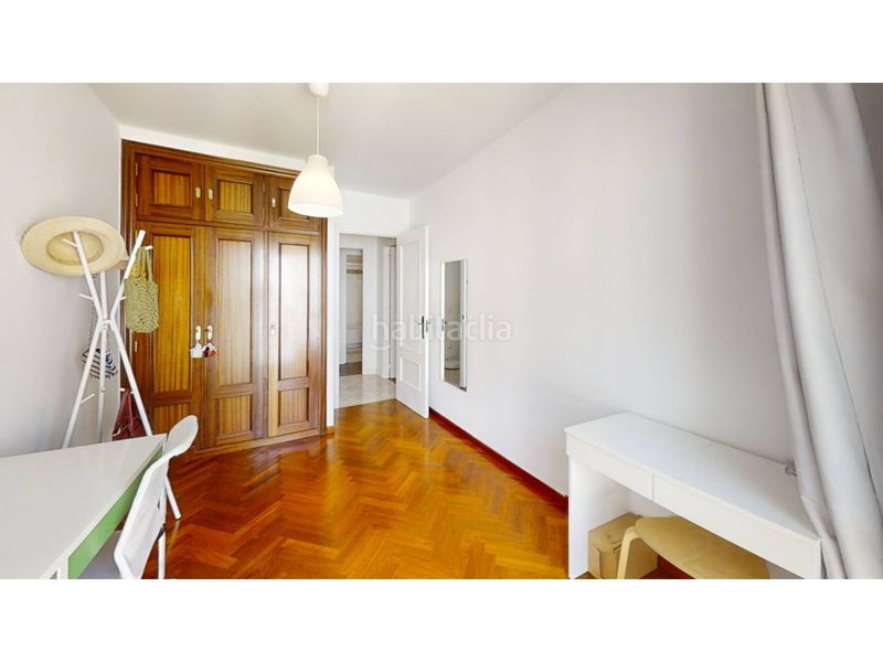 Foto 694b3b69-2d21-4fcb-a1a7-cda6894a69f1. Flat with heating parking in O Milladoiro Ames