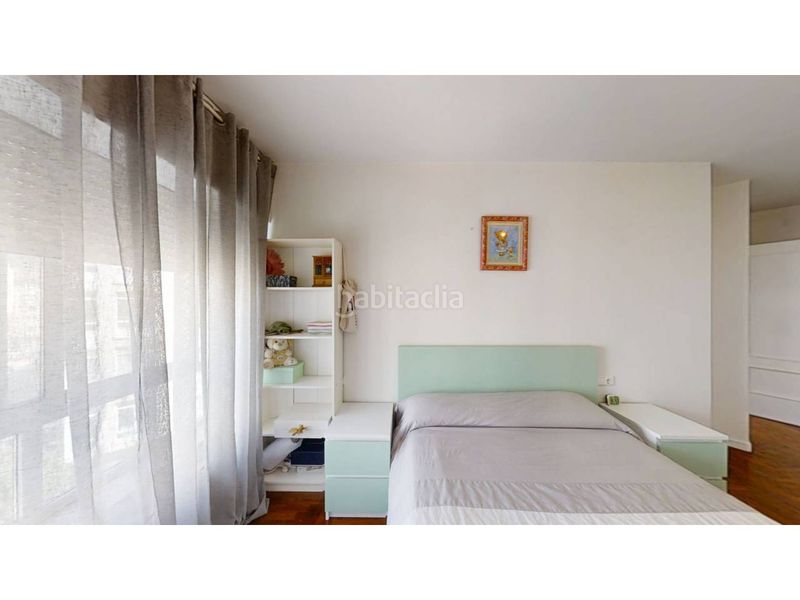 Foto 8021ec4b-2750-4ee0-9ddd-242755cd23b0. Flat with heating parking in O Milladoiro Ames
