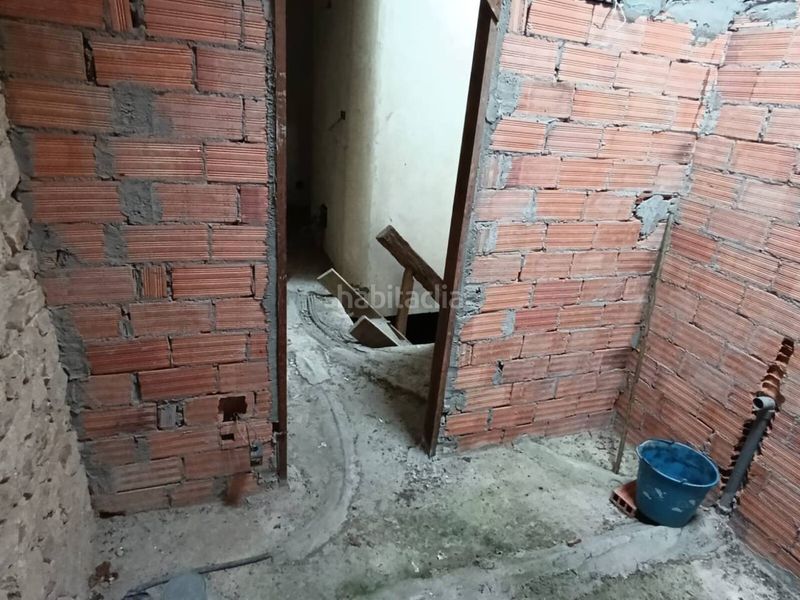 Foto 8bdfefee-ca7e-403e-97f3-7926fac39298. Casa a calle lugar agrela 44 a Teo