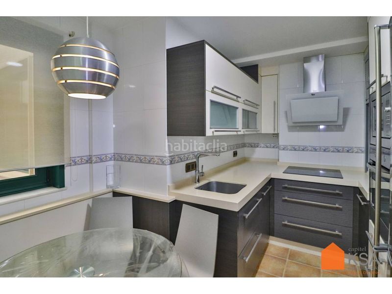 Foto b1d66f89-1ab6-4a09-911e-87d0b4d4d555. Location appartement avec chauffage dans O Milladoiro Ames