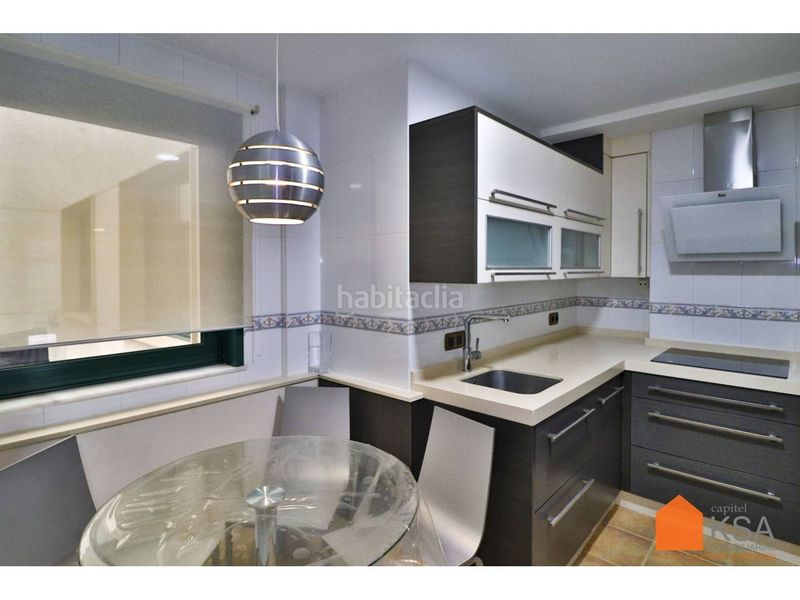 Foto 007c4992-25a6-477a-869a-9f4a87b99f11. Rent flat with heating in O Milladoiro Ames