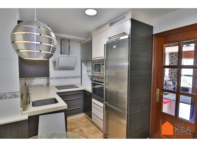 Foto 221f2cfc-5887-4e2b-979e-405db89e45bc. Rent flat with heating in O Milladoiro Ames