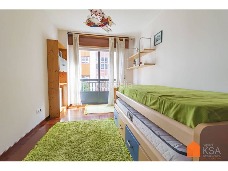 Foto 04f1f1c0-9c6e-4c1f-a993-6103767acafc. Rent flat with heating parking in O Milladoiro Ames