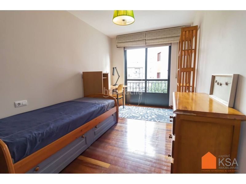 Foto 212aeb59-7de9-42de-9dc6-23a1a9ccf400. Rent flat with heating parking in O Milladoiro Ames