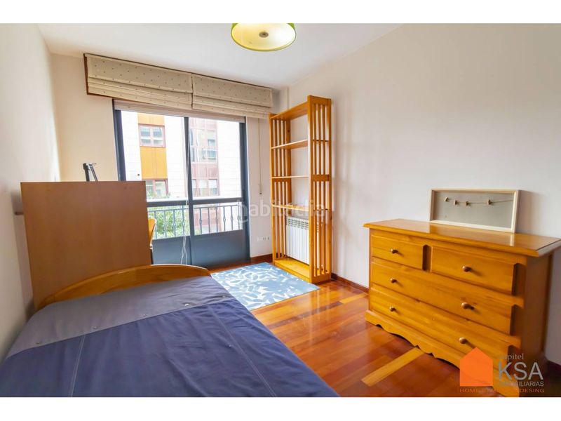 Foto 21ccc5ca-720a-418c-9df6-fcc529741912. Rent flat with heating parking in O Milladoiro Ames