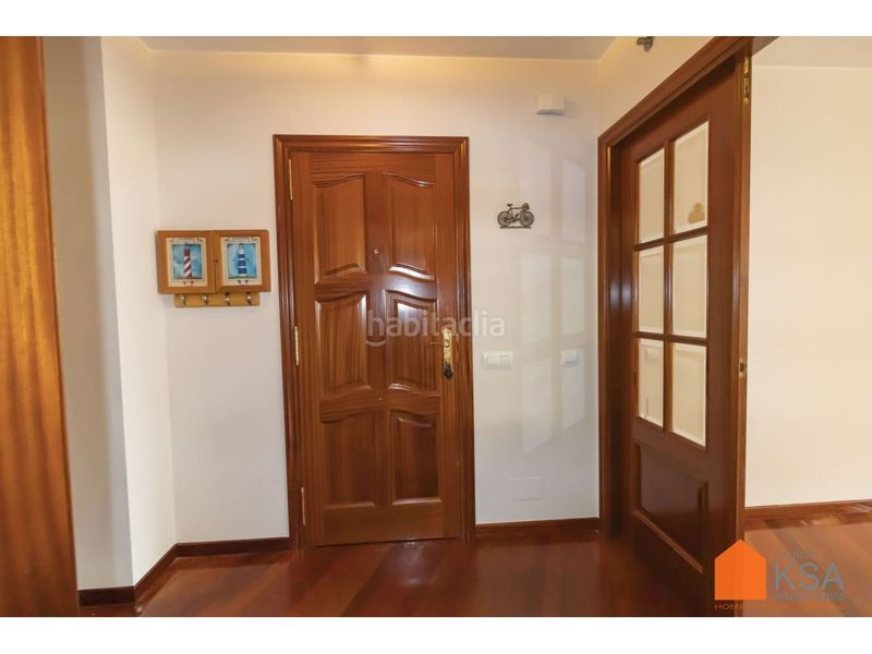 Foto 659baef9-3255-4f1f-8155-86554ae43eb4. Rent flat with heating parking in O Milladoiro Ames
