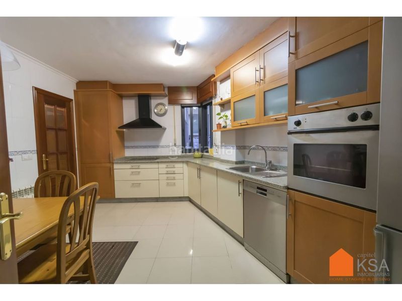 Foto 9d01bd40-fa06-4b71-a208-3b3ed3b39e4f. Rent flat with heating parking in O Milladoiro Ames