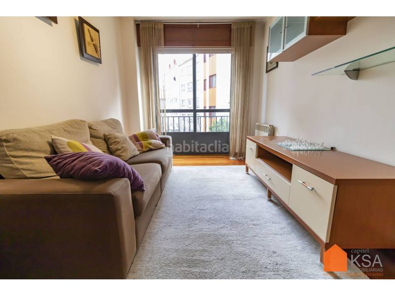 Foto e6b392c5-c9c2-4c81-ab46-63e2ecb639b2. Rent flat with heating parking in O Milladoiro Ames