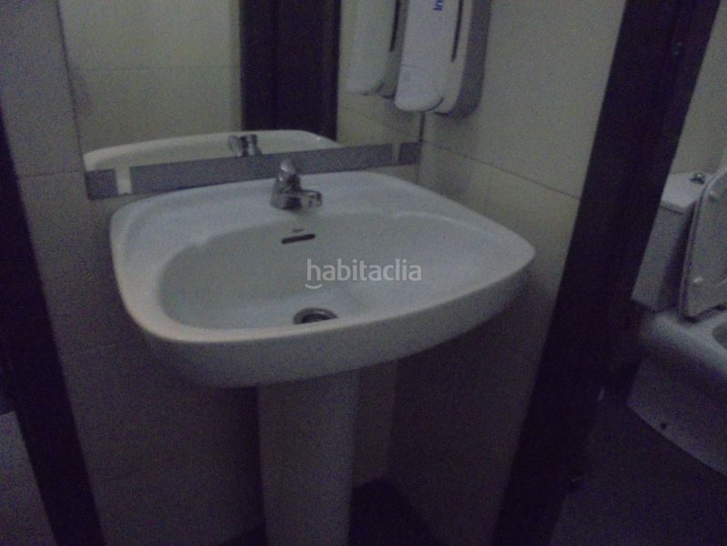 Foto 3b14a66f-10c4-4fe0-9592-5ee81aa16acf. Local comercial a El Carbayedo - El Quirinal Avilés
