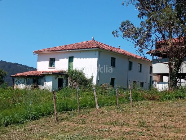 Foto 8ed08436-3812-4f35-9b6d-88078b758ec5. Masía en camino de la estación 750 casa de 2 plantas + 2 fincas edificables en Cudillero