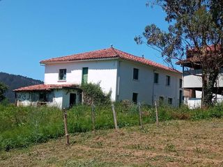 Mas�a en Camino de la estaci�n 750. Casa de 2 plantas + 2 fincas edificables