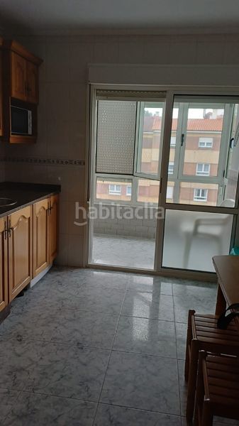 Foto a569ff6c-730d-4999-a34a-603c7ae54e67. Pis a calle hernán cortés 3 a Raíces Castrillón