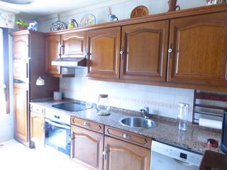 Miete Etagenwohnung  Calle sánchez calvo. Magnifica vivienda de 4 dormitorios.