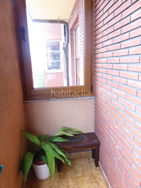 Foto 35c8a18a-c375-42ee-82f3-11bef6366835. Rent flat with heating in Centro Avilés