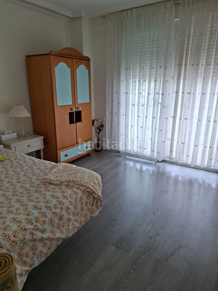 Foto a87095c0-d94d-4b7d-888c-a3296ae9a3a8. Rent flat with heating in Salinas Castrillón