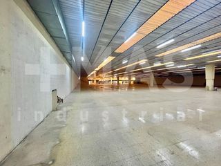 Miete Fabrikhalle in Fuente del Jarro. Nave en fuente del jarro de 8000 m2 construidos aproximadamente.