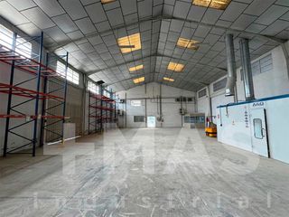 Location Bâtiment à usage industriel  Ciudad de  sevilla. En paterna