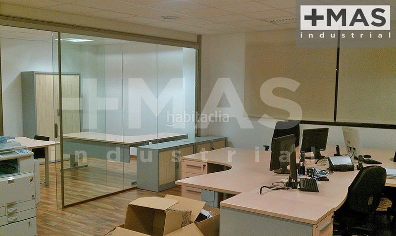 Foto 5b04a080-0873-4ea8-bc2e-8647ee8e07be. Office space with parking in Parc Tecnològic Paterna