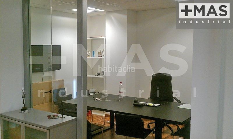 Foto e22b4434-05c7-4d46-ab14-85e8be985ca7. Office space with parking in Parc Tecnològic Paterna