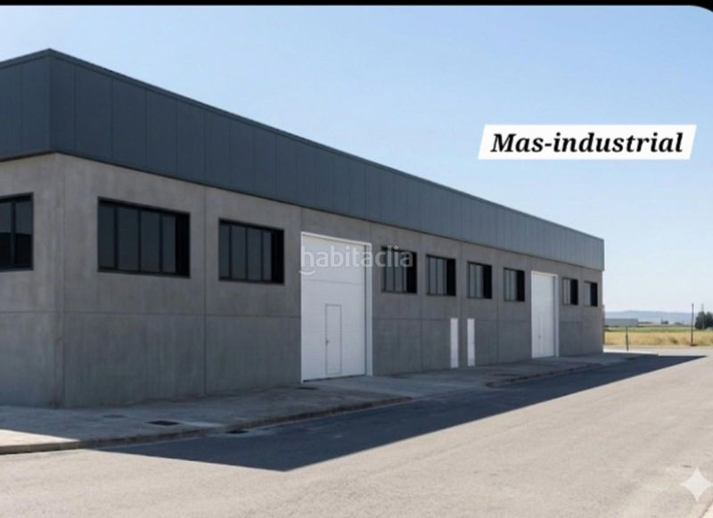 Foto eef3de85-0ba2-46f2-89a4-b0d00cc1645e. Nau industrial a Fuente del Jarro Paterna
