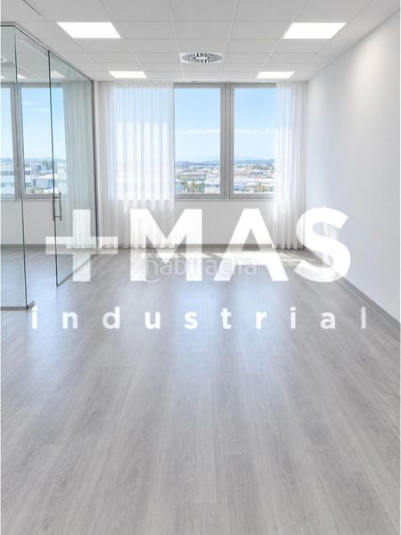Foto a1ed3663-7024-48b1-832c-906060314c69. Office space in Fuente del Jarro Paterna