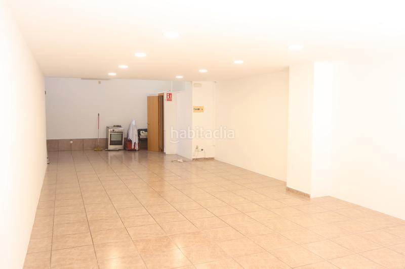 Foto 7fadf9bb-0026-4943-ac48-028e303ecf76. Lloguer local comercial amb calefacció a Centre-Cordelles Cerdanyola del Vallès