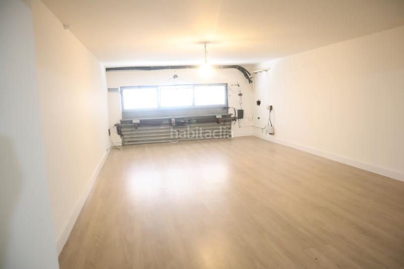 Foto e7730003-947c-446c-859e-b714f0d1fe28. Lloguer local comercial amb calefacció a Centre-Cordelles Cerdanyola del Vallès