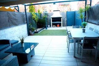 Casa aparellada a Santa Perptua de Mogoda. Chalet apareado de 221 m2 en santa perpetua.