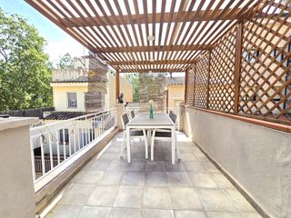 Duplex à Sant Ramón. Magnifico duplex reformado con terraza de 20m2  con 5hab!!!!