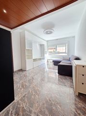 Appartamento in Sant Ramón. Bonito piso de 3hab. zona sant ramón con ascensor!!!