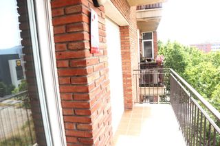 Piso en Carretera de ripollet 24. Magnífico piso seminuevo de 89 m2 en montcada reixac.