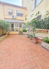 Casa bifamiliare in Catalunya - Fontetes. Chalet apareado de 176 m2 en zona juzgados