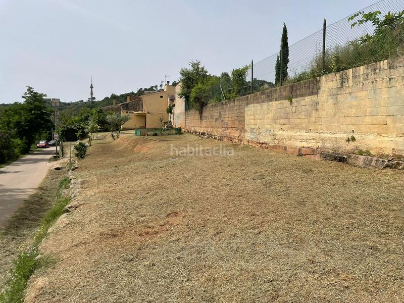 Foto 5a56de43-2d4d-4fc5-8354-99620f47051f. Masia amb xemeneia calefacció aparcament a Sant Daniel Girona