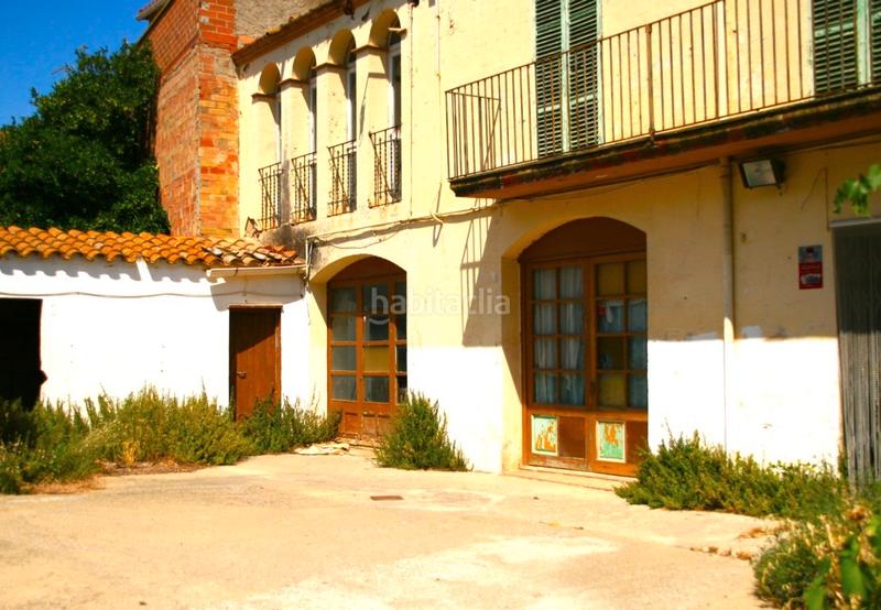 Foto 7494531a-b2dd-4e1b-a08b-1e778eeb3e9f. Masía en carrer nou 2 casa pairal en parcel·la residencial a en Sant Pere Pescador